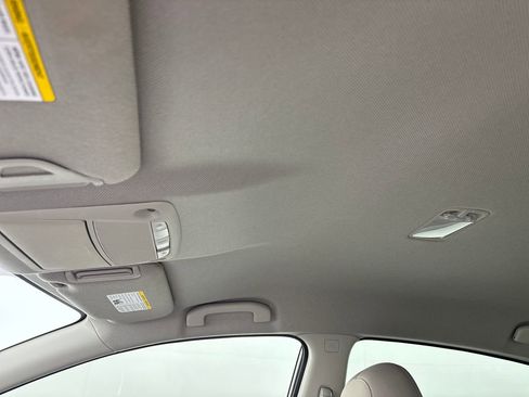 Used 2016 Nissan Sentra SV image 24