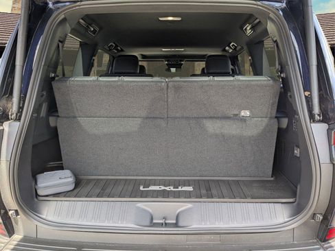 Certified 2025 Lexus GX 550 w/ Accessory Package (2T) image 19