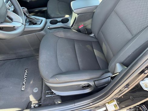 Used 2020 Hyundai Elantra SEL w/ Cargo Package (C1) image 7