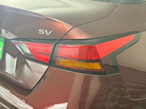 Used 2023 Nissan Altima 2.5 SV FWD image 34