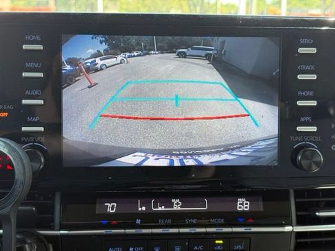 Used 2022 Toyota Sienna LE FWD image 8