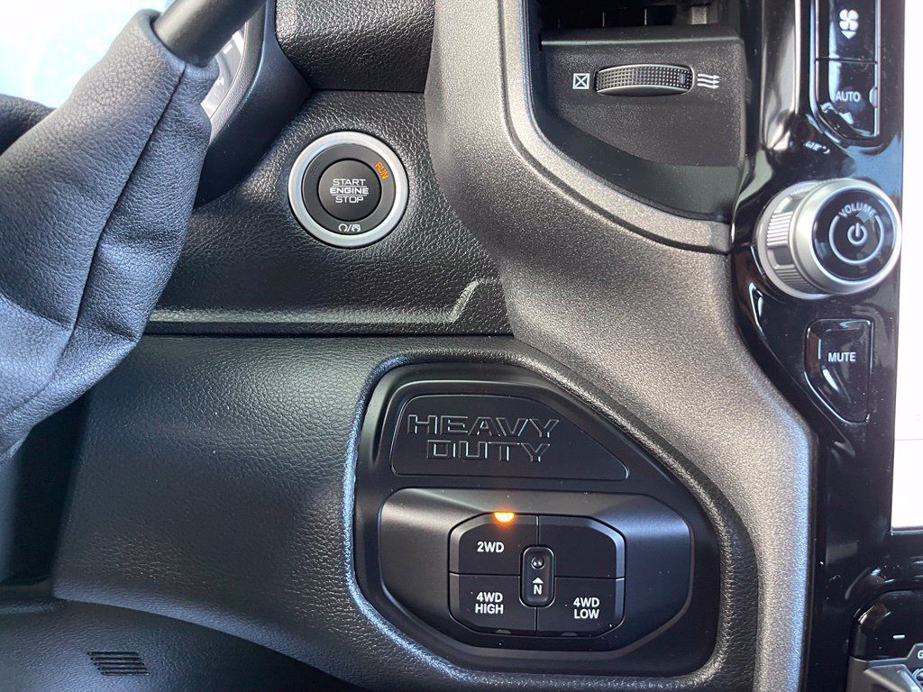 New 2026 RAM 3500 Tradesman AWD/4WD image 19