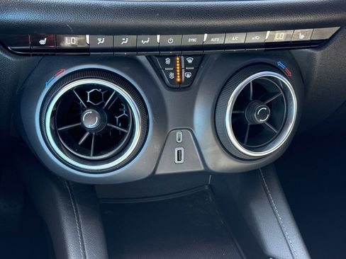 Used 2022 Chevrolet Blazer LT image 25