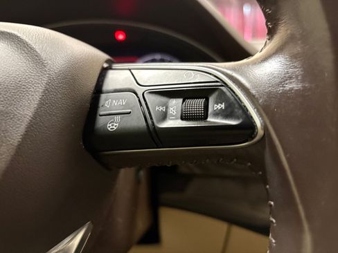 Used 2018 Audi Q7 3.0T Prestige AWD/4WD image 18