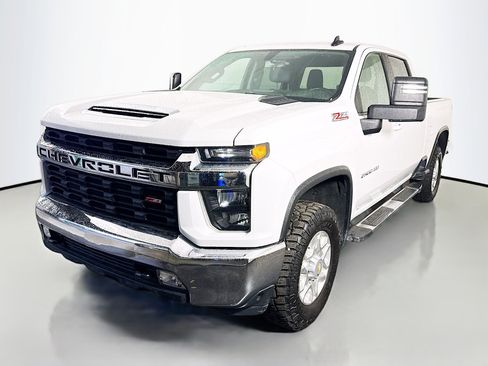 Used 2023 Chevrolet Silverado 2500 LT w/ Convenience Package image 4