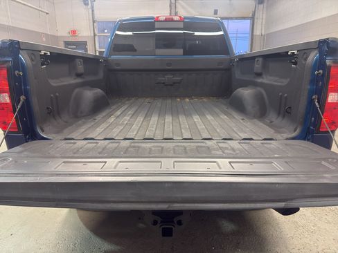 Used 2017 Chevrolet Silverado 2500 High Country AWD/4WD image 33