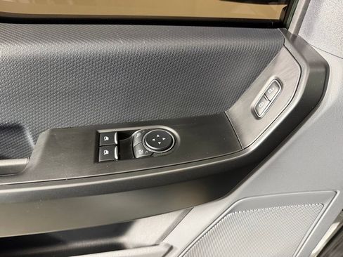 Used 2025 Ford F150 XL w/ Equipment Group 103A High AWD/4WD image 17