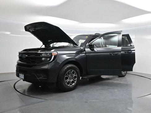 Used 2025 Ford Expedition Max Active RWD image 45