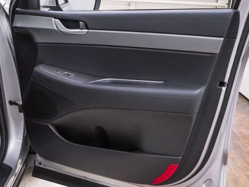 Certified 2025 Hyundai Palisade SEL FWD image 28