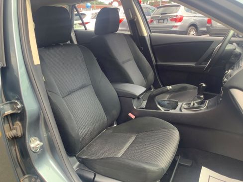 Used 2013 MAZDA MAZDA3 i Touring image 15