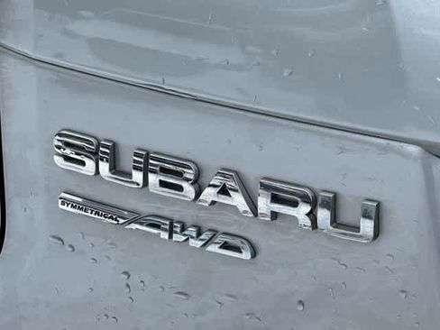 Used 2018 Subaru Forester 2.5i Premium w/ All-Weather Package image 13