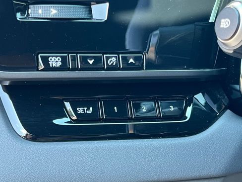 Used 2023 Lexus RX 350h w/ Accessory Package (2T) AWD/4WD image 16