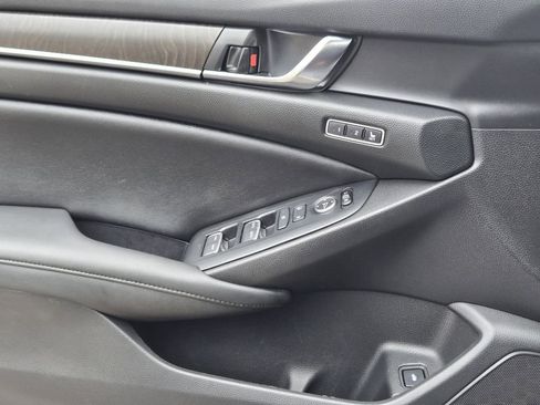 Used 2021 Honda Accord EX-L image 28