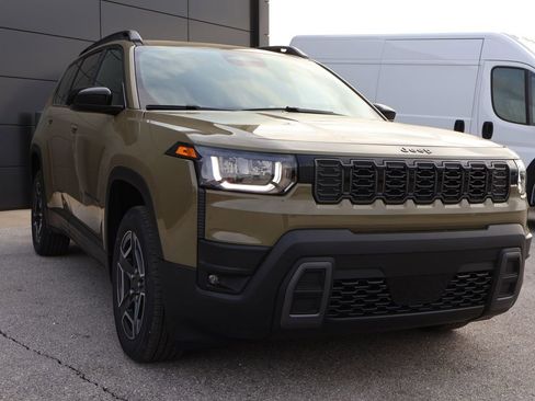 New 2026 Jeep Cherokee Laredo AWD/4WD image 6