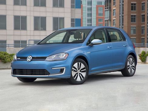 Used 2016 Volkswagen e-Golf SE image 1