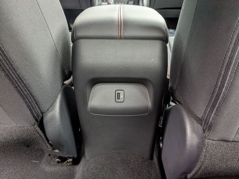 New 2025 Nissan Sentra SR image 25