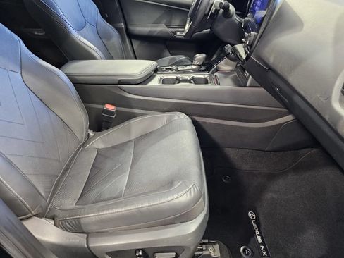 Used 2024 Lexus NX 350 AWD w/ Vision Package image 7