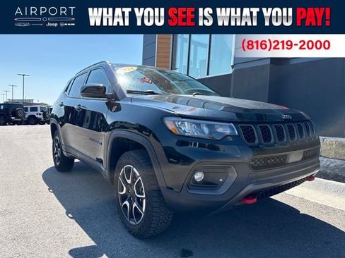 Used 2024 Jeep Compass Trailhawk w/ Sun and Sound Group AWD/4WD image 1