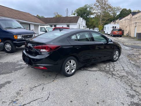 Used 2020 Hyundai Elantra SEL image 25