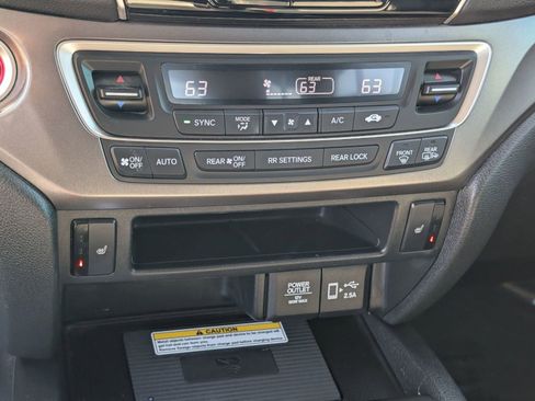 Used 2021 Honda Pilot Special Edition image 26