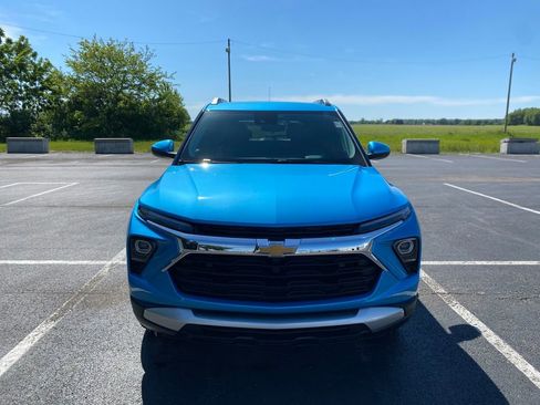 New 2026 Chevrolet TrailBlazer LT w/ LT Cold Weather Package AWD/4WD image 2