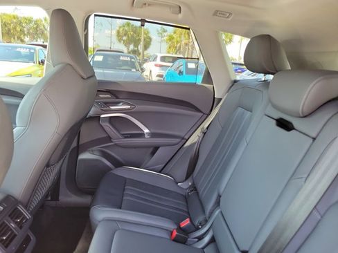 Certified 2025 Audi Q5 Premium Plus w/ Premium Plus image 11