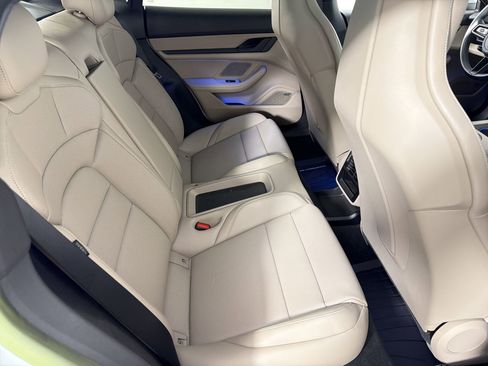 Certified 2022 Porsche Taycan image 29