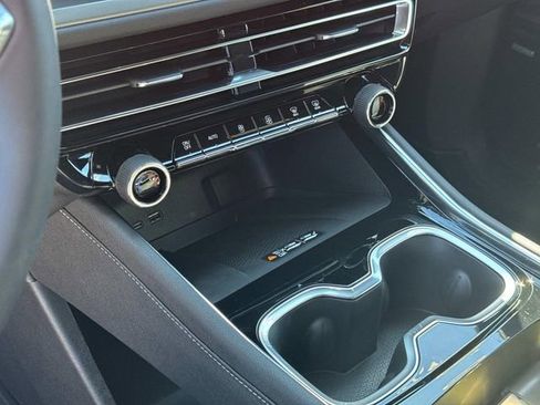 New 2026 Chevrolet Traverse LT w/ Enhanced Driving Package image 32