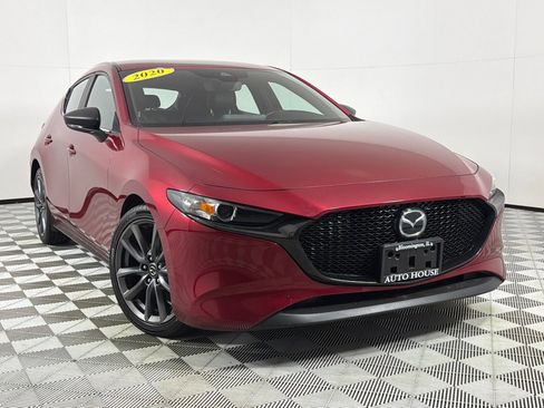 Used 2020 MAZDA MAZDA3 Hatchback w/ Preferred Package image 2