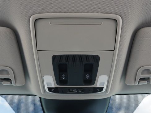 Used 2024 Honda Pilot Elite image 28