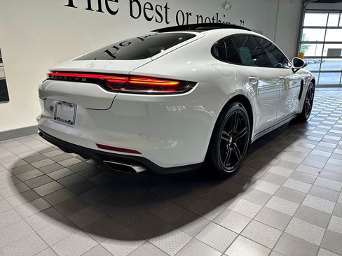 Used 2022 Porsche Panamera 4 AWD/4WD image 4