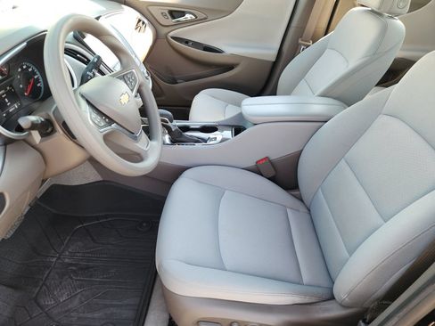 Used 2024 Chevrolet Malibu LT FWD image 12