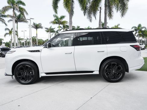 Certified 2026 INFINITI QX80 4WD w/ Sport Exterior Package image 20