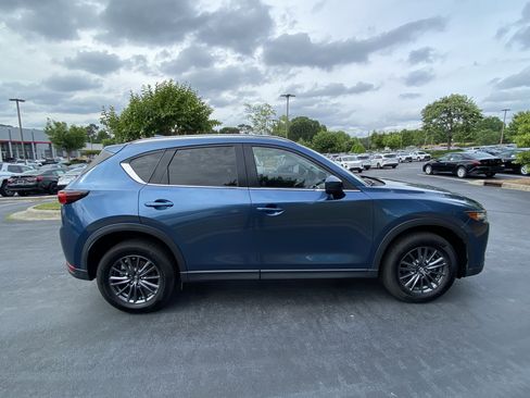 Used 2021 MAZDA CX-5 Touring w/ Touring Preferred SV Package FWD image 4