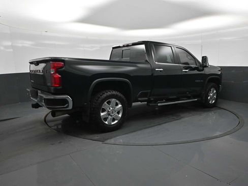 Used 2020 Chevrolet Silverado 2500 LTZ w/ LTZ Plus Package image 9