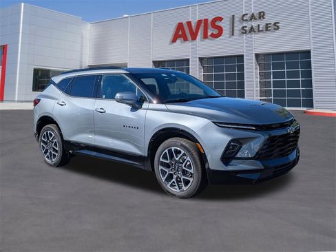 Used 2025 Chevrolet Blazer RS image 11
