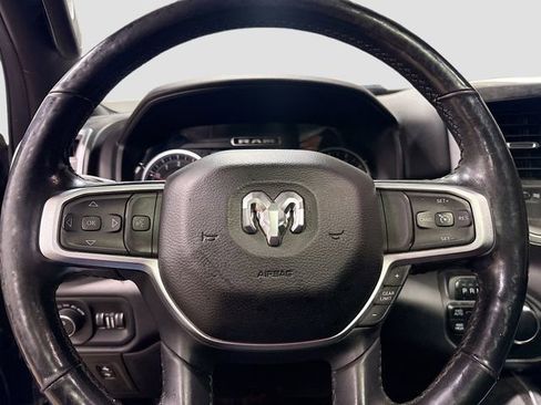 Used 2019 RAM 1500 Big Horn AWD/4WD image 13