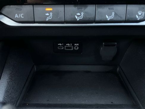 Used 2025 Nissan Altima 2.5 SV image 25