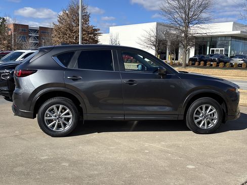 New 2025 MAZDA CX-5 AWD 2.5 S w/ Preferred Package image 2