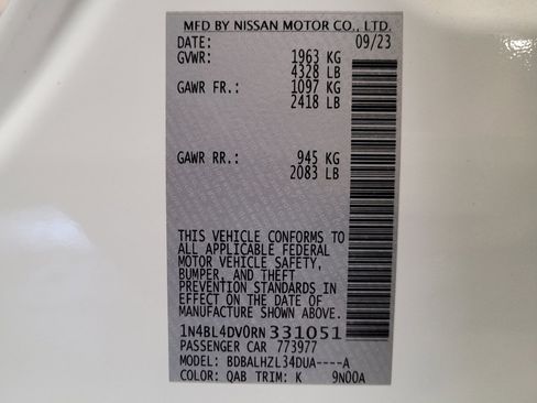 Used 2024 Nissan Altima 2.5 SV FWD image 33
