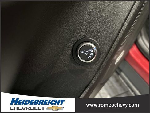 Certified 2025 Chevrolet Blazer RS w/ Driver Confidence II Package image 14