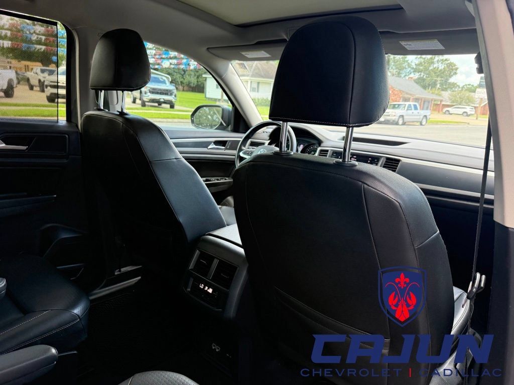 Used 2021 Volkswagen Atlas SE FWD image 25