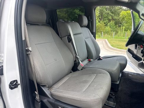 Used 2016 Ford F150 XLT w/ Equipment Group 302A Luxury RWD image 34