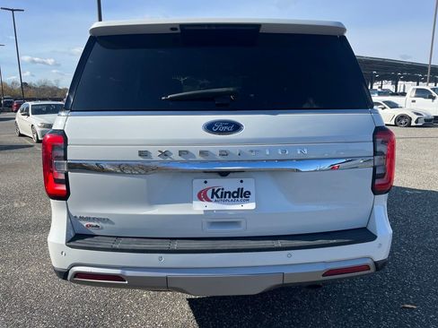 Used 2022 Ford Expedition Limited image 28