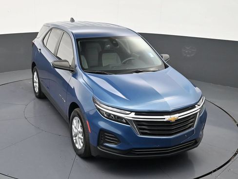 Used 2024 Chevrolet Equinox LS FWD image 19