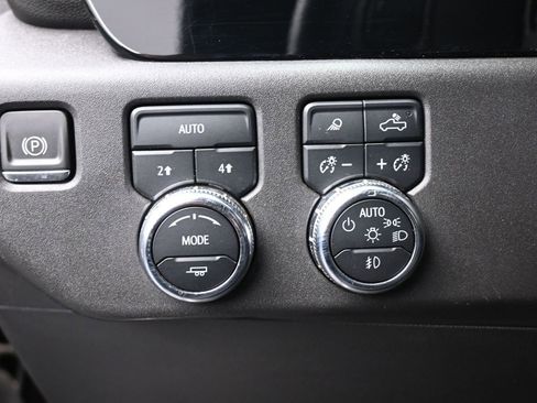 Used 2024 GMC Sierra 1500 SLT image 20