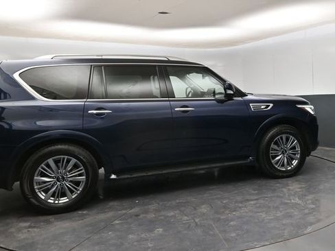 Used 2024 INFINITI QX80 Luxe RWD image 8