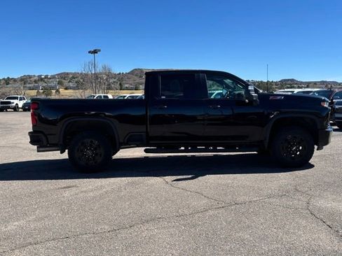 Used 2022 Chevrolet Silverado 2500 LTZ w/ LTZ Plus Package image 22