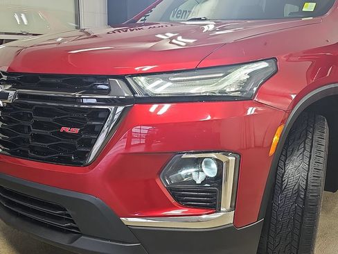 Used 2022 Chevrolet Traverse RS w/ LPO, Floor Liner Package AWD/4WD image 38