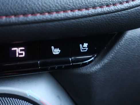 Used 2019 Chevrolet Blazer RS image 26